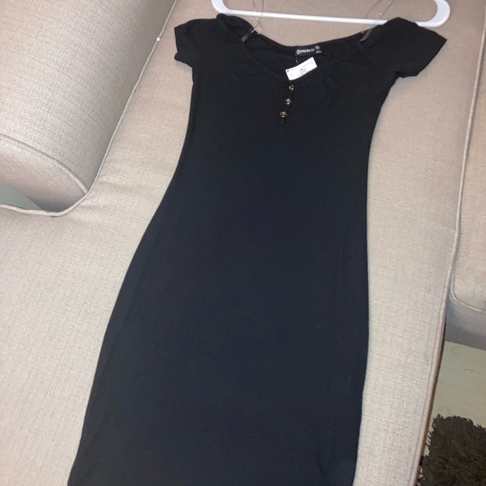 Sleeved MIDI dress